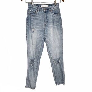 Ashley Mason High Rise Distressed ankle Jeans Juniors Sz 3